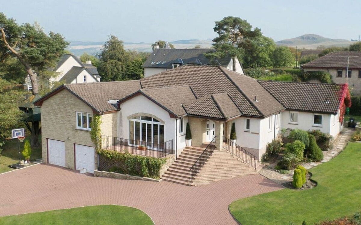 Powmill House