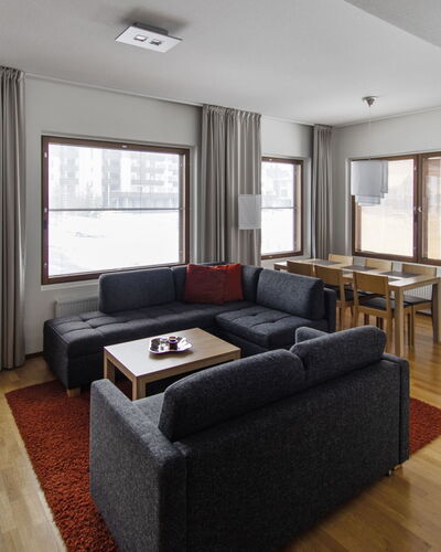 Nordic Chalet 9312