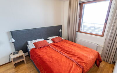 Nordic Chalet 9402