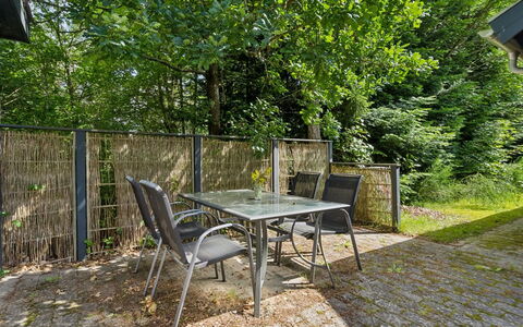 Ingebrit - 7Km from the Sea: Tag, Hjem, Dør, Sommerhus, Skygge, Sidespor, Gård, Estate, Backyard