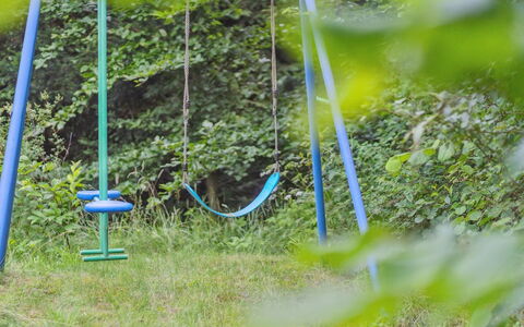 Ingebrit - 7Km from the Sea: Tag, Hjem, Dør, Sommerhus, Skygge, Sidespor, Gård, Estate, Backyard