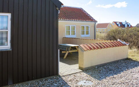 Nille - 100M from the Sea: Gulvbelægning, Indretning, Træ, Etage, Trappe, Loft, Bejdse, Trægulve, Hårdttræ, Gelænder