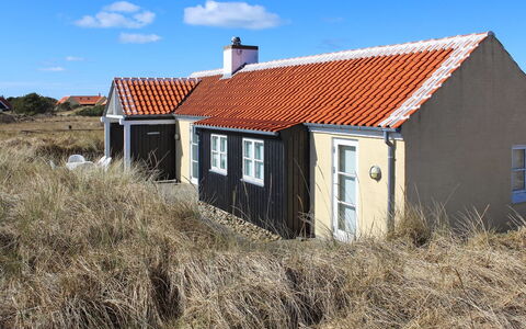 Nille - 100M from the Sea: Gulvbelægning, Indretning, Træ, Etage, Trappe, Loft, Bejdse, Trægulve, Hårdttræ, Gelænder