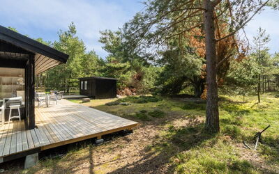 Sofus - 500M from the Sea