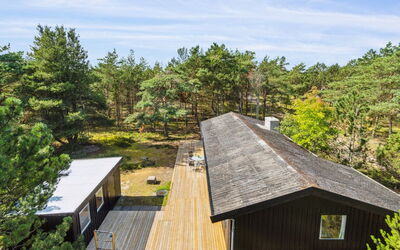 Sofus - 500M from the Sea