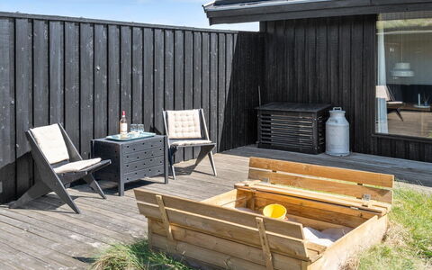 Ilmari - 190M from the Sea: Hus, Tag, Hjem, Sommerhus, Skur, Garden Bygninger, Sidespor, Gård, Bjælkehytte, Hytte