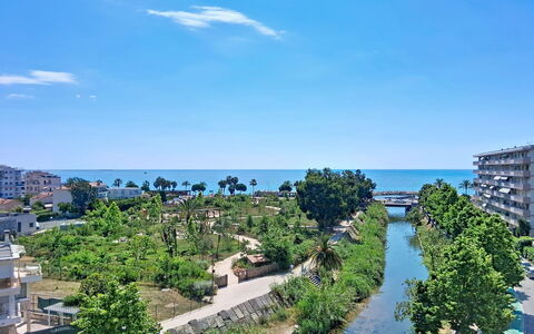 Cagnes-Sur-Mer 125: Svømmepøl, Ferieby, Eco Hotel, Udvej, Villa