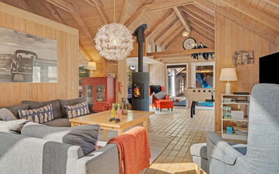 Fredsine - 900M from the Sea