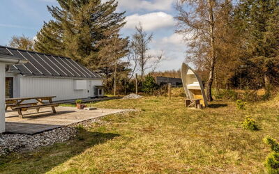 Fredsine - 900M from the Sea