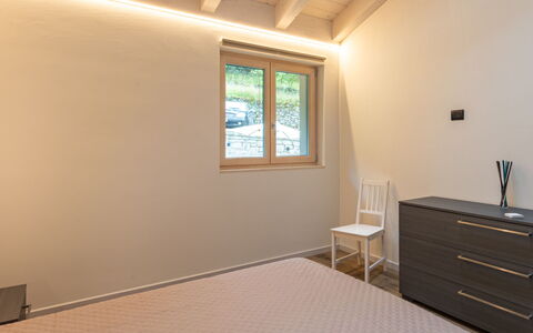 Casa la Villa: Bordservice, Himmel, Bord, Ejendom, Plante, Møbel, Bygning, Sky, Tallerkner, Kop