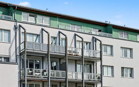 Zinnowitz 104: Facade, Lejlighed, Boligområde, Urban Design, Kompositmateriale, Altan, Metal, Ejerlejlighed, Gelænder, Maling