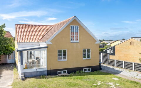 Rosabel - 1Km from the Sea: Græs, Hus, Tag, Hjem, Sommerhus, Busk, Land Lot, Landdistrikt, Stuehus, Bunddække