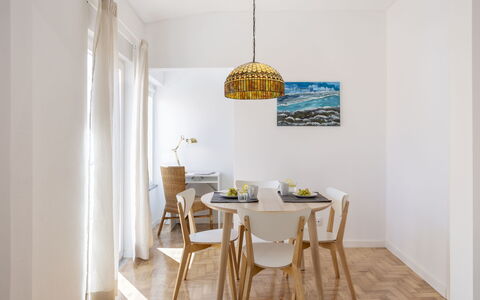 Dona Meia Praia: Blomst, Plante, Møbel, Ejendom, Vindue, Bygning, Grøn, Stol, Bord, Himmel