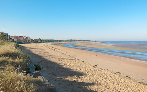 Mer & Soleil: Himmel, Krop Af Vand, Strand, Kyst, Horisont, Kyst, Coastal Og Oceaniske Landskabsformer, Sommer, Sand, Bank