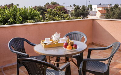 Casa Larauri Oliva Nova