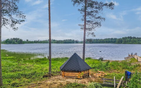 Metsäpirtti: Træ, Sommerhus, Hjem, Bjælkehytte, Tømmer, Sidespor, Hårdttræ, Naturmateriale, Garden Bygninger, Hytte