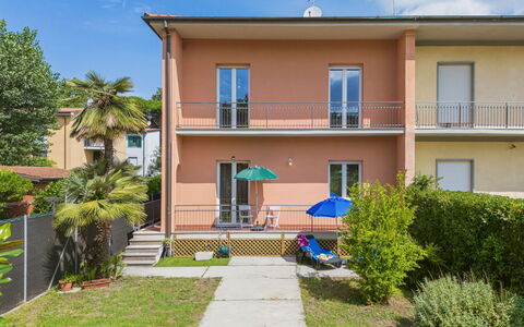 Villa Margherita: Blomst, Plante, Plantesamfund, Himmel, Botanik, Kronblad, Natur, Bjerg, Naturlige Landskab, Vegetationen