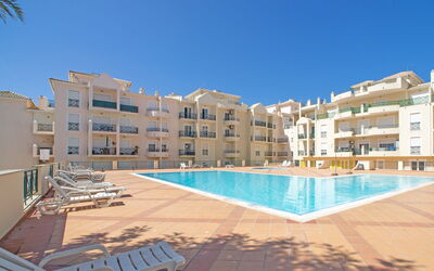 Sunny Beach Retreat