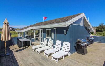Mitre - 300M from the Sea