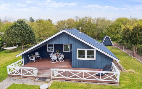 Reidar - 600M from the Sea: Hus, Hjem, Tag, Sommerhus, Estate, Landscaping, Garden Bygninger, Sidespor, Stuehus