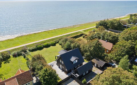 Esme - 30M from the Sea: Hus, Landskab, Hjem, Coastal Og Oceaniske Landskabsformer, Kyst, Hav, Sommerhus, Kyst, Estate, Ocean