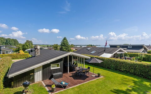 Fiete - 200M from the Sea: Tag, Hus, Land Lot, Hjem, Sommerhus, Estate, Garden Bygninger, Skygge, Bjælkehytte, Landscaping