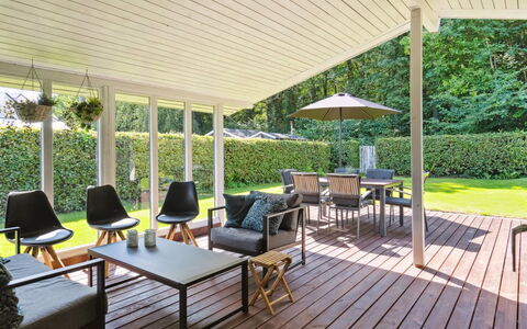 Fiete - 200M from the Sea: Tag, Hus, Land Lot, Hjem, Sommerhus, Estate, Garden Bygninger, Skygge, Bjælkehytte, Landscaping