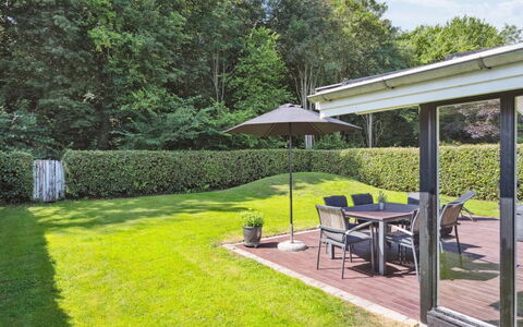 Fiete - 200M from the Sea: Tag, Hus, Land Lot, Hjem, Sommerhus, Estate, Garden Bygninger, Skygge, Bjælkehytte, Landscaping