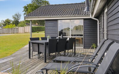 Geeske - 150M from the Sea
