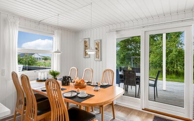 Bentine - 400M from the Sea