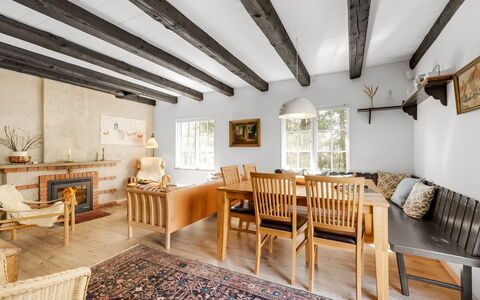 Enya - 1.2Km from the Sea: Sommerhus, Skur, Hytte, Stuehus, Prærie, Hytte, Lade, Bjælkehytte, Garden Bygninger