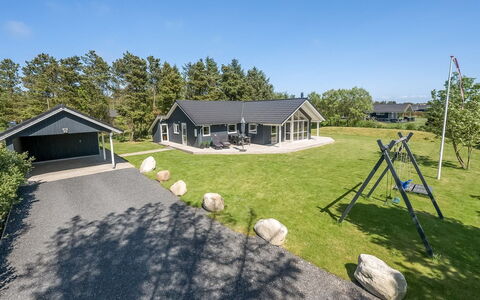 Elina - 600M from the Sea: Sommerhus, Skur, Hytte, Stuehus, Prærie, Hytte, Lade, Bjælkehytte, Garden Bygninger
