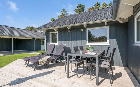 Elina - 600M from the Sea: Sommerhus, Skur, Hytte, Stuehus, Prærie, Hytte, Lade, Bjælkehytte, Garden Bygninger