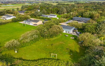 Jerrit - 1.4Km from the Sea