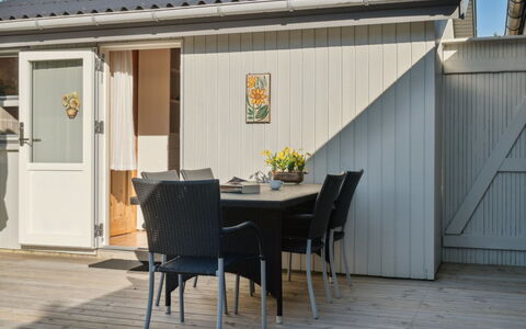 Jytte - 1.7Km from the Sea: Hus, Tag, Hjem, Sommerhus, Skur, Garden Bygninger, Sidespor, Gård, Bjælkehytte, Hytte