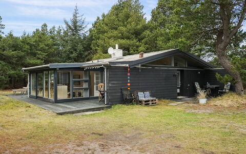 Velika - 1.2Km from the Sea: Tag, Hus, Land Lot, Hjem, Sommerhus, Estate, Garden Bygninger, Skygge, Bjælkehytte, Landscaping