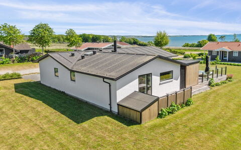 Niska - 200M from the Sea: Græs, Grøn, Hus, Sommerhus, Græs-, Landdistrikt, Økoregion, Landskab, Land Lot, Busk
