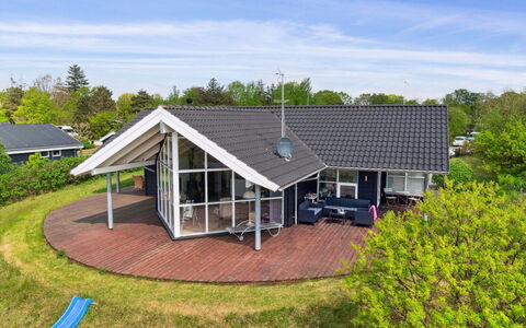 Elspeth - 25M from the Sea: Tag, Hus, Hjem, Sommerhus, Dør, Sidespor, Dæk, Veranda, Planke, Hårdttræ