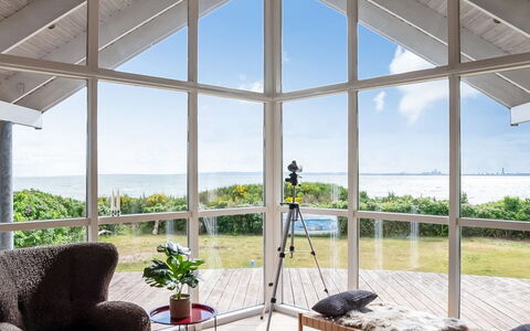 Elspeth - 25M from the Sea: Tag, Hus, Hjem, Sommerhus, Dør, Sidespor, Dæk, Veranda, Planke, Hårdttræ
