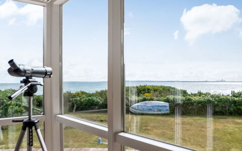 Elspeth - 25M from the Sea: Tag, Hus, Hjem, Sommerhus, Dør, Sidespor, Dæk, Veranda, Planke, Hårdttræ