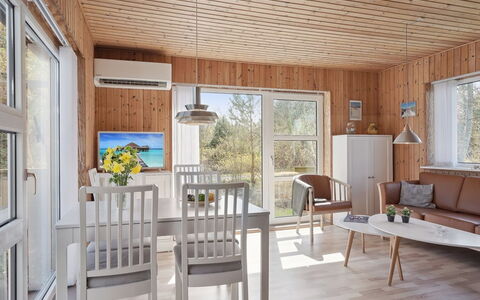 Marjon - 450M from the Sea: Tag, Hjem, Dør, Sommerhus, Skygge, Sidespor, Gård, Estate, Backyard