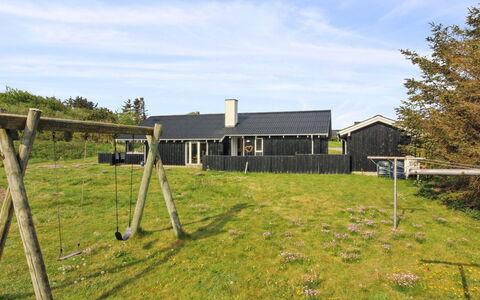 Aike - 400M from the Sea: Daytime, Bygning, Byområde, Hovedstadsområde, City, Lejlighed, Kvarter, Metropolis, Skyscraper