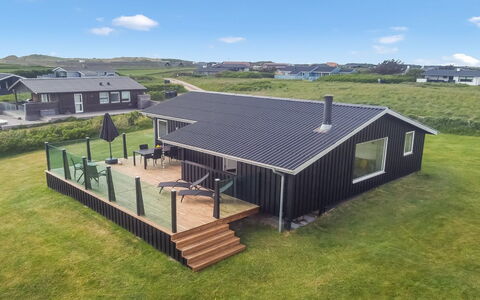 Lok - 450M from the Sea: Græs, Grøn, Hus, Sommerhus, Græs-, Landdistrikt, Økoregion, Landskab, Land Lot, Busk
