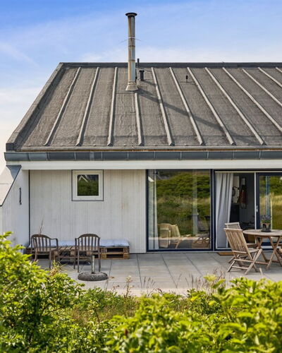 Kaapo - 1Km from the Sea