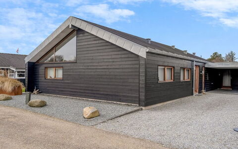 Aaran - 700M from the Sea: Tækning, Sommerhus, Hus, Tag, Hjem, Stuehus, Hytte, Estate, Landsby