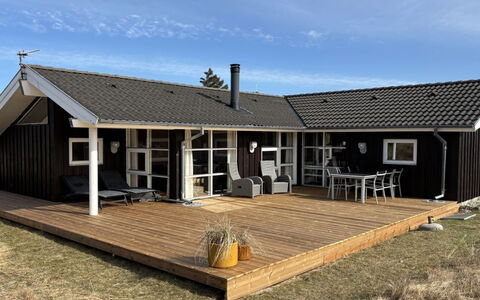 Franzisca - 700M from the Sea: Hus, Hjem, Tag, Sommerhus, Estate, Landscaping, Garden Bygninger, Sidespor, Stuehus