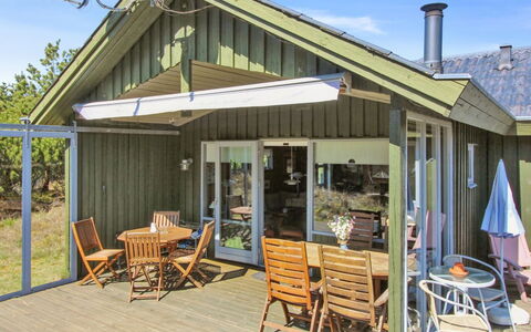 Gerasim - 1Km from the Sea: Græs, Hus, Tag, Hjem, Sommerhus, Busk, Land Lot, Landdistrikt, Stuehus, Bunddække
