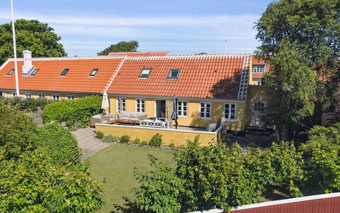 Algeth - 200M from the Sea: Gulvbelægning, Indretning, Træ, Etage, Trappe, Loft, Bejdse, Trægulve, Hårdttræ, Gelænder