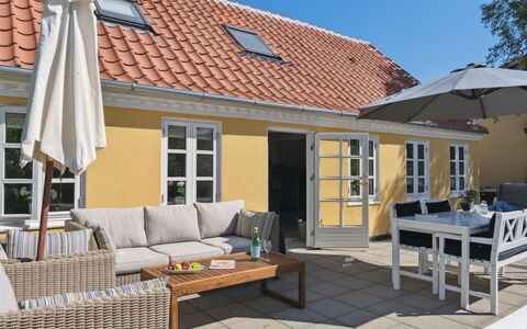 Algeth - 200M from the Sea: Boligområde, Tag, Forstad, Indkørsel, Estate, Skorsten