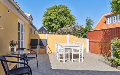Algeth - 200M from the Sea